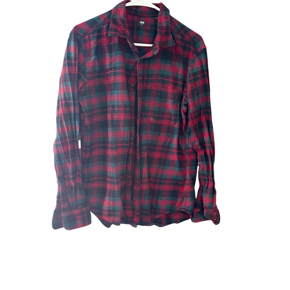 Uniqlo Mens Plaid Flannel Button Down Shirt Red Green Outdoor Long Sleeve Size M